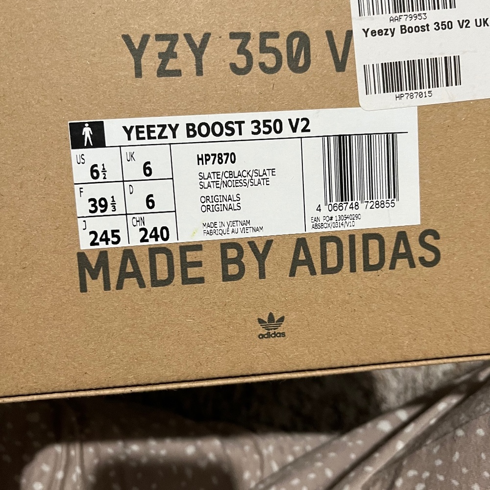 Yeezy shoes